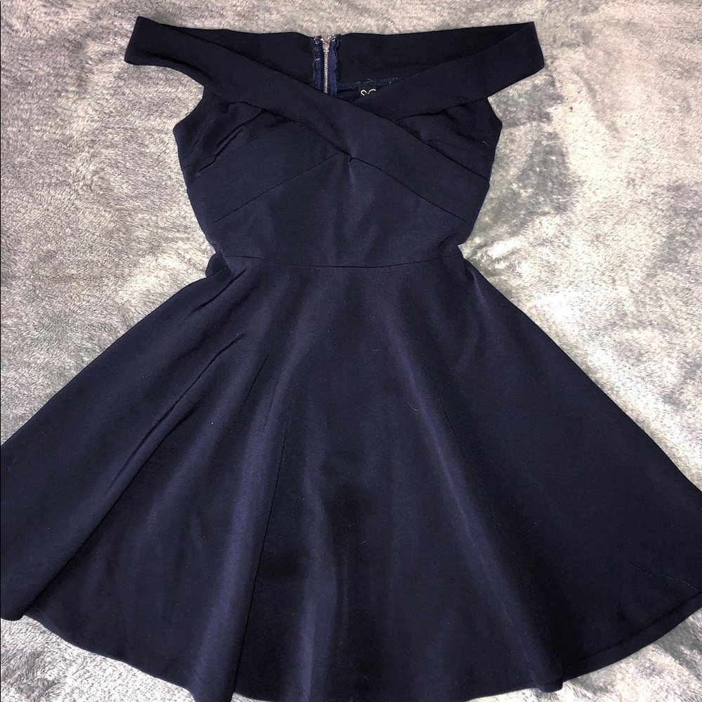Windsor Off shoulder Flowy Dress